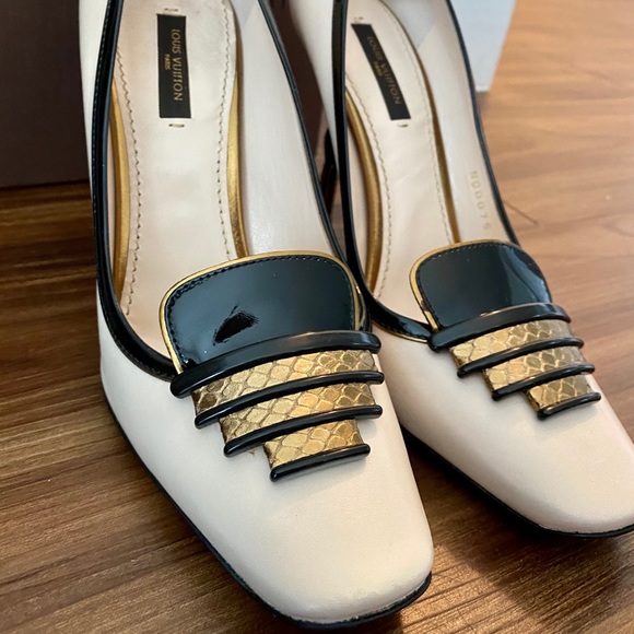 Louis Vuitton Art Deco Heels - Picture 3 of 10